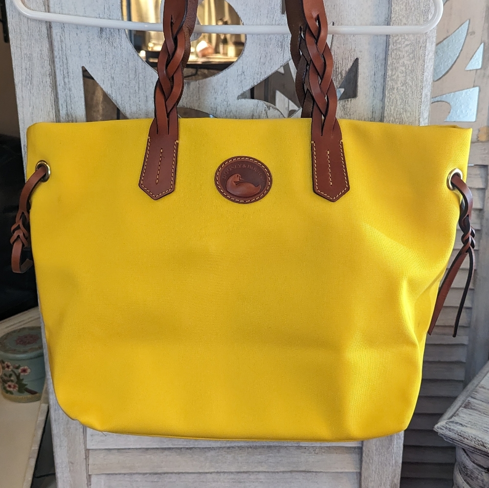 Dooney & Bourke Purse- Brand New